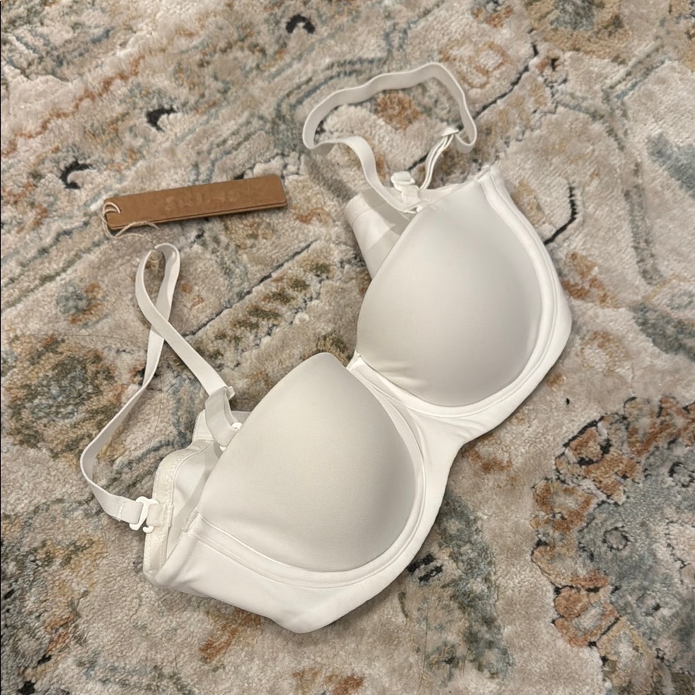 SKIMS Fits Everybody Strapless Bra NWT
